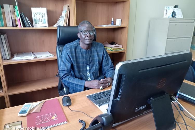 Bu, ucad, M. Alioune Cissé conservateur de Bibliothèque 